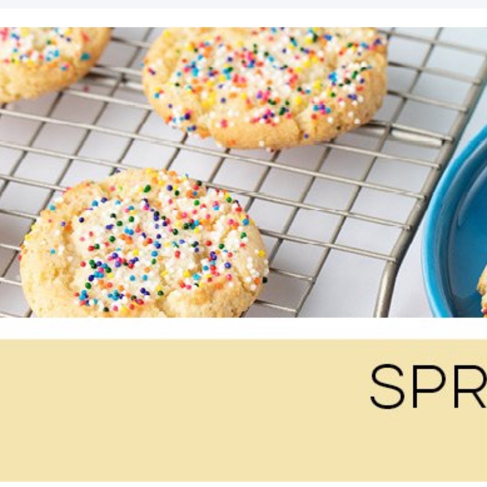 NWT Goose & Creek candle in sprinkles sugar cookies - Picture 2 of 7